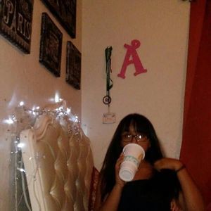 Meet your Posher, Itzel